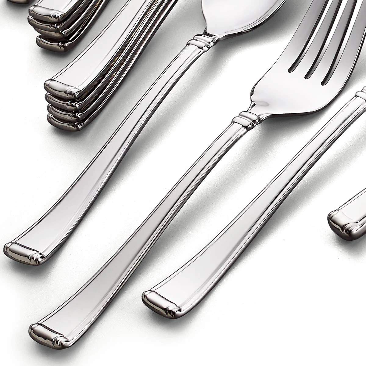 Column 45-Piece Flatware Set 1 Column 45-Piece Flatware Set