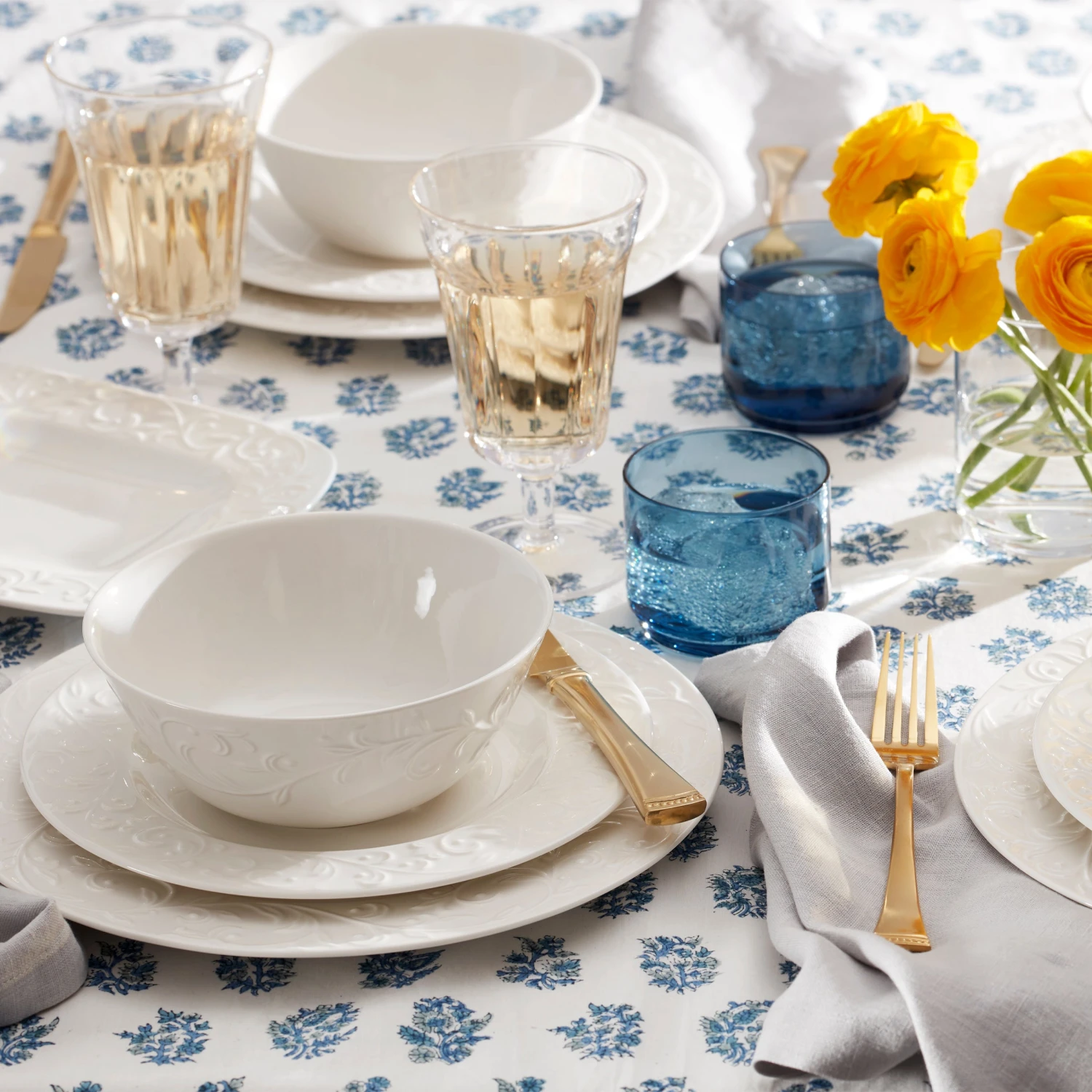 Lenox Opal Innocence Carved 16-Piece Dinnerware Set 2 Lenox Opal Innocence Carved 16-Piece Dinnerware Set - Image 2