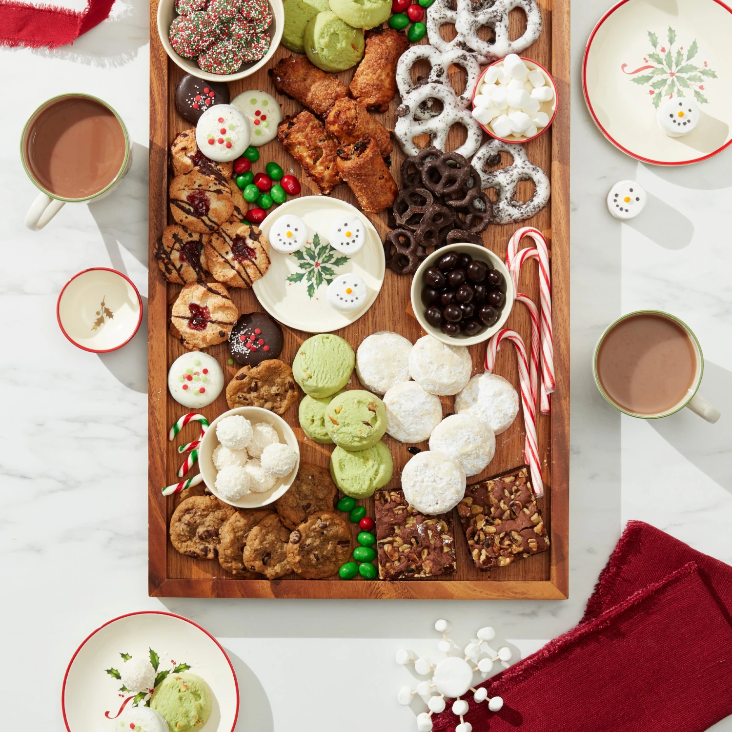 Lenox Holiday Mini Luna 8-Piece Nesting Dinnerware Set 6 Lenox Holiday Mini Luna 8-Piece Nesting Dinnerware Set - Image 6