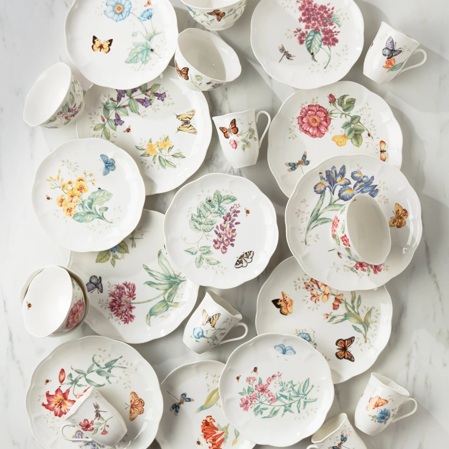 Lenox Butterfly Meadow Monarch 24-Piece Dinnerware Set 5 Lenox Butterfly Meadow Monarch 24-Piece Dinnerware Set - Image 5