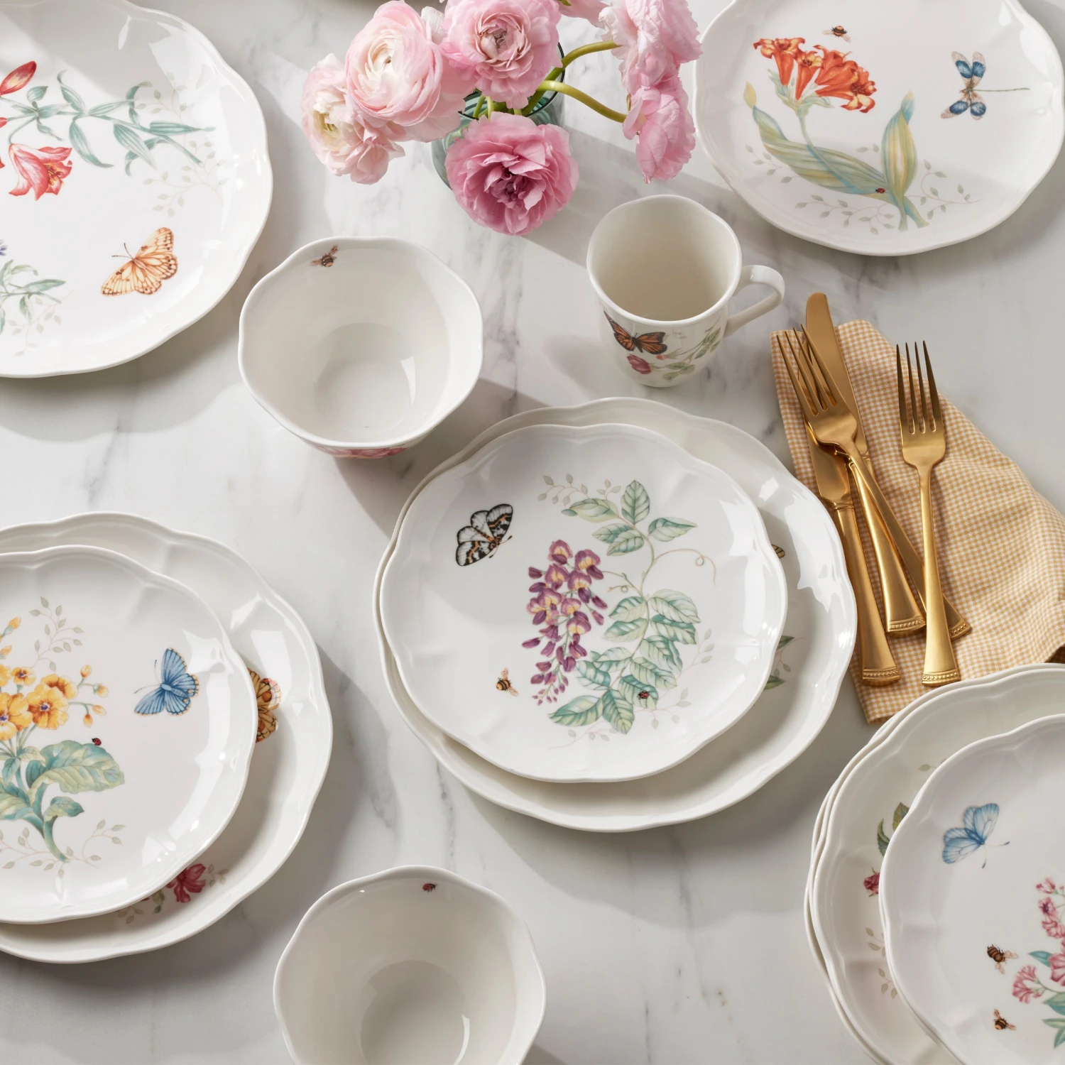 Lenox Butterfly Meadow Monarch 24-Piece Dinnerware Set 6 Lenox Butterfly Meadow Monarch 24-Piece Dinnerware Set - Image 6