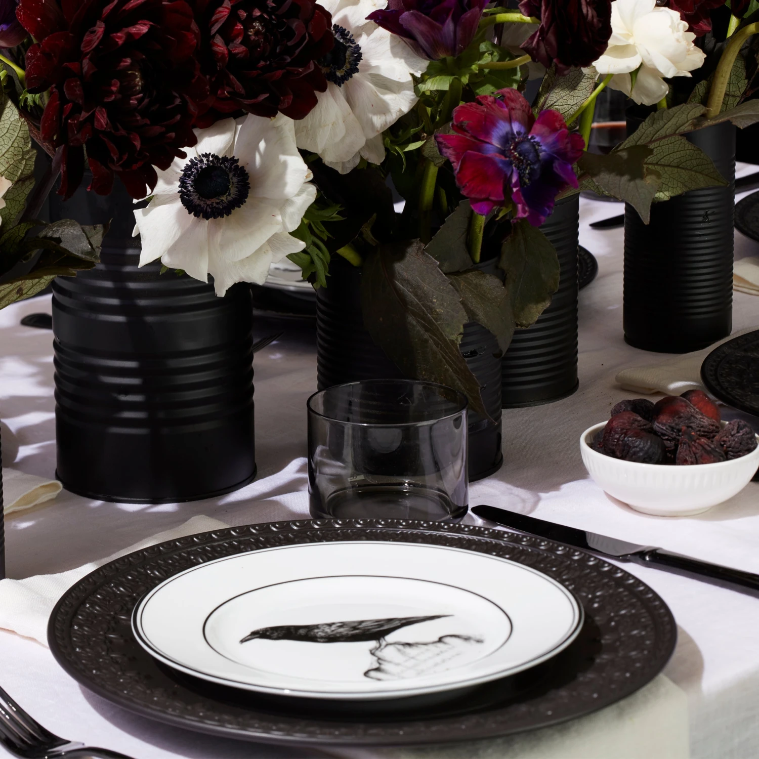 Lenox Vintage Halloween 4-Piece Dessert Plate Set 8 Lenox Vintage Halloween 4-Piece Dessert Plate Set - Image 8