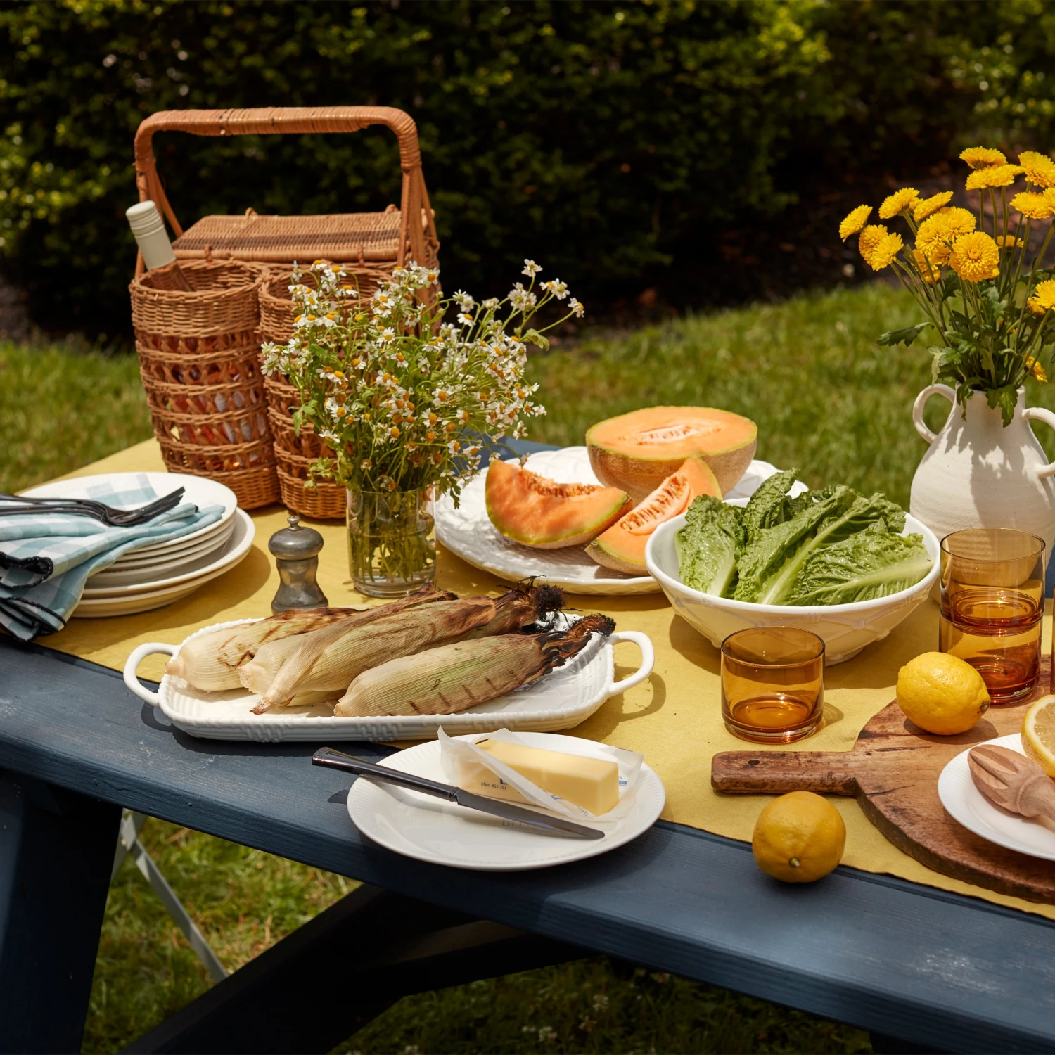 Lenox Profile White Porcelain 4-Piece Dinner Plate Set 2 Lenox Profile White Porcelain 4-Piece Dinner Plate Set - Image 2