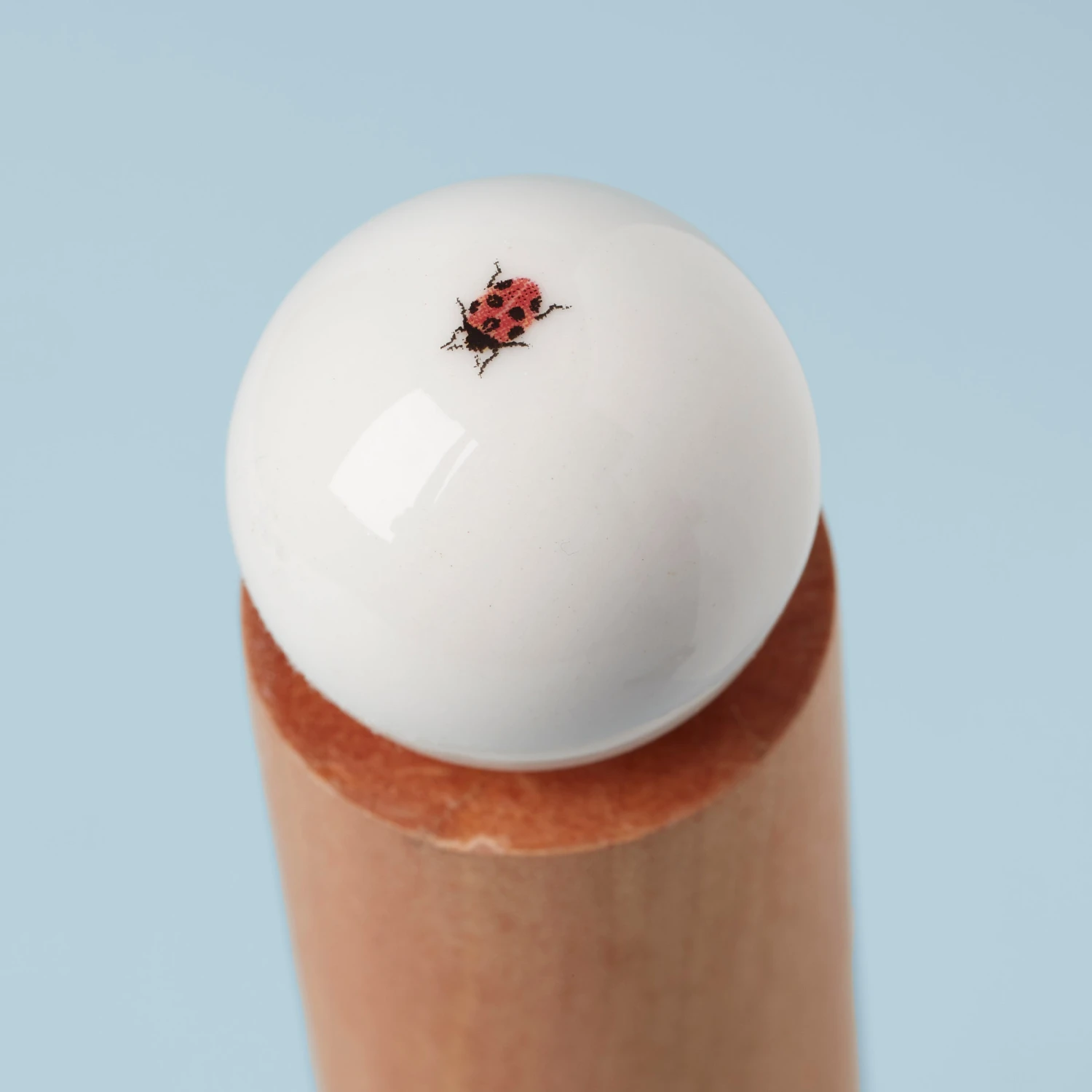 Lenox Butterfly Meadow Paper Towel Holder 4 Lenox Butterfly Meadow Paper Towel Holder - Image 4