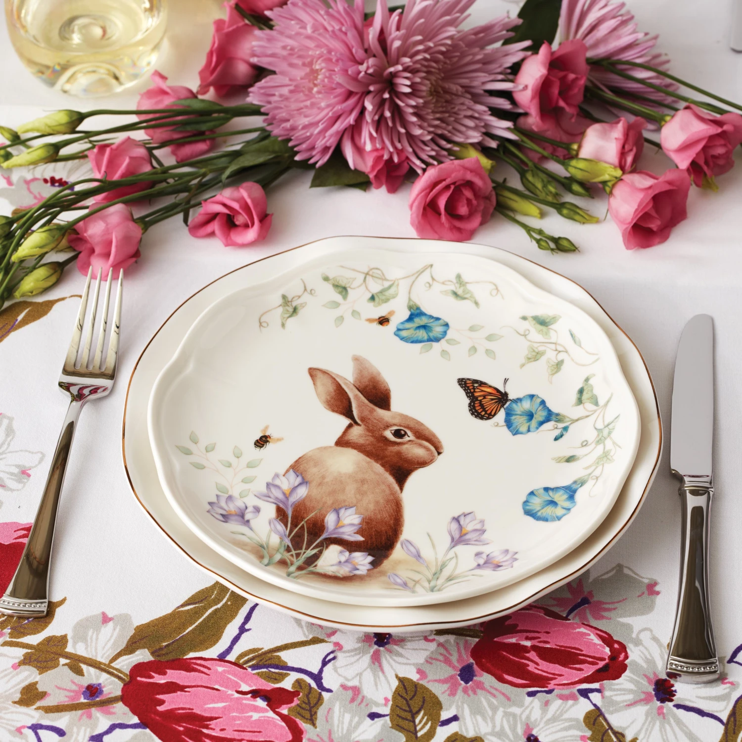 Lenox Butterfly Meadow Bunny 4-Piece Accent Plate Set 4 Lenox Butterfly Meadow Bunny 4-Piece Accent Plate Set - Image 4