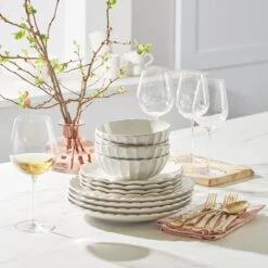 Lenox French Perle Scallop 12-Piece Dinnerware Set 29 Lenox French Perle Scallop 12-Piece Dinnerware Set -Tableware Store 893471 LNP F22 FEA 7 3138a174 e6bb 40bf 9e14 bff770860537