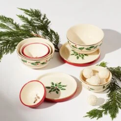 Lenox Holiday Mini Luna 8-Piece Nesting Dinnerware Set 19 Lenox Holiday Mini Luna 8-Piece Nesting Dinnerware Set -Tableware Store 894180 LHOL 22 FEA 1 ALT
