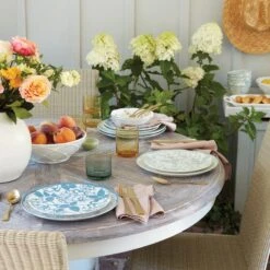 Lenox Butterfly Meadow Cottage 16-Piece Dinnerware Set -Tableware Store 894275 894277 877880 894087 894088 LNP S22 FEA 2 1ff986e9 09bb 4924 96bb 33f3feda1313